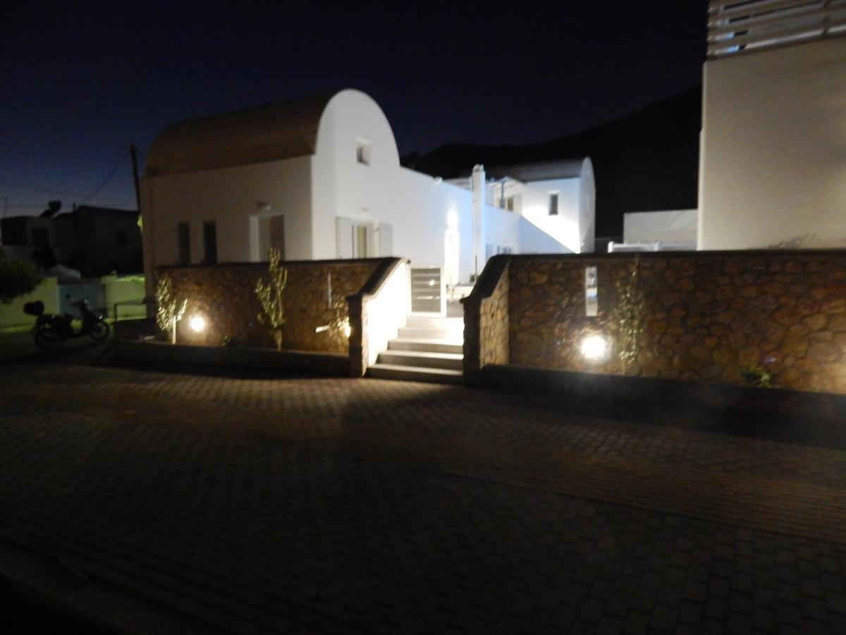 Petra Aqua Villa (Adults Only) Perissa  Exteriér fotografie
